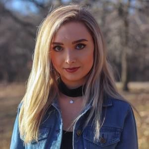 Meet your Posher, Lydia